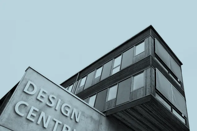 detail of the IKDC building. Photo. 